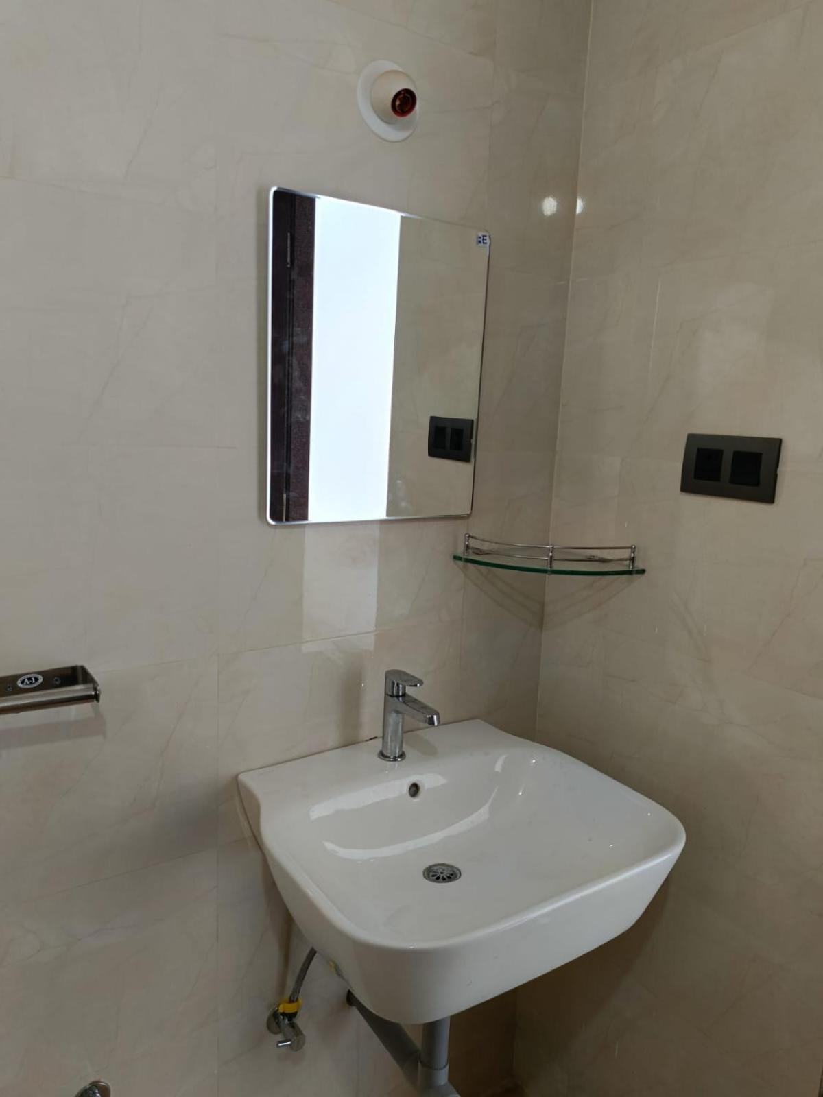 Zanita Heights Seaview Apartment Bogmalo Bagian luar foto