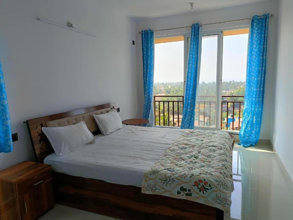Zanita Heights Seaview Apartment Bogmalo Bagian luar foto